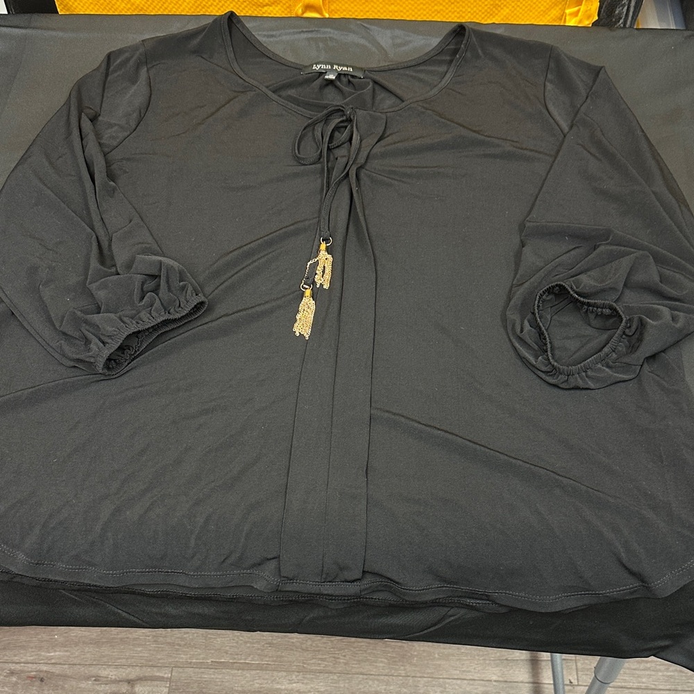Lynn Ryan plus size 1x Black Long Sleeve Top with Tassel Detail - Picture 2 of 2